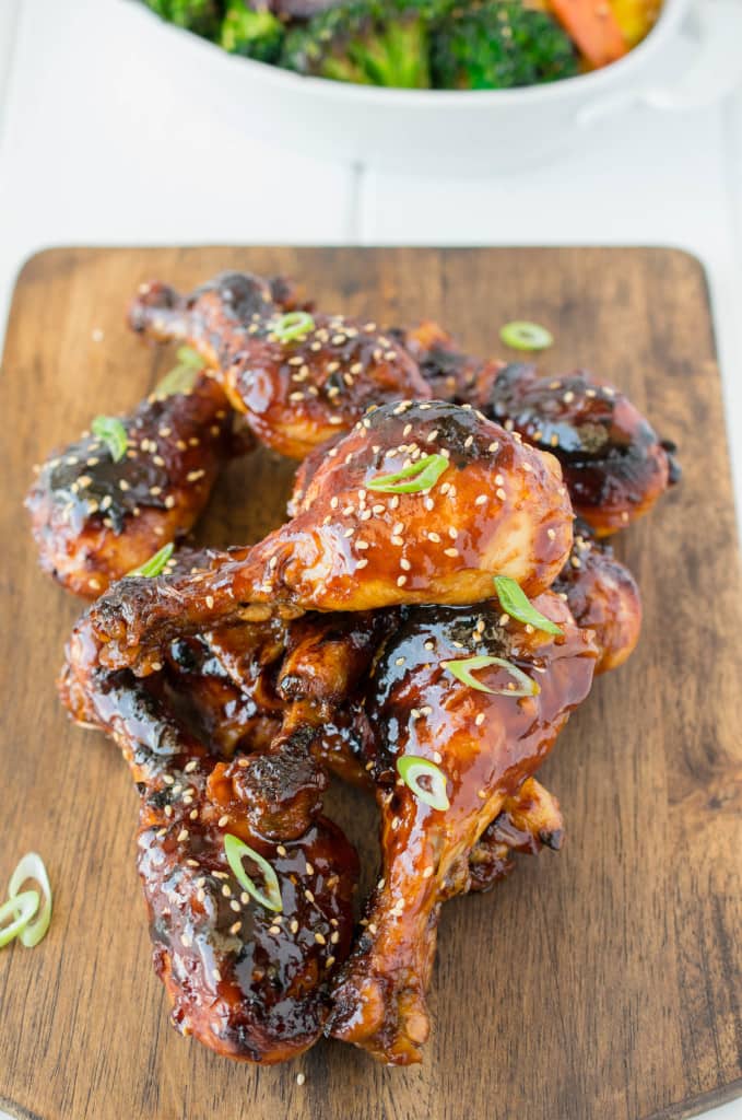 Baked Honey Soy Chicken Drumsticks - 15+ Game Day Snacks @ yummyhealthyeasy.com