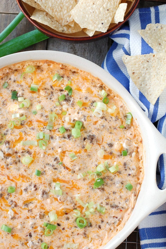 Hot Sausage Beer Dip - 15+ Game Day Snacks @ yummyhealthyeasy.com