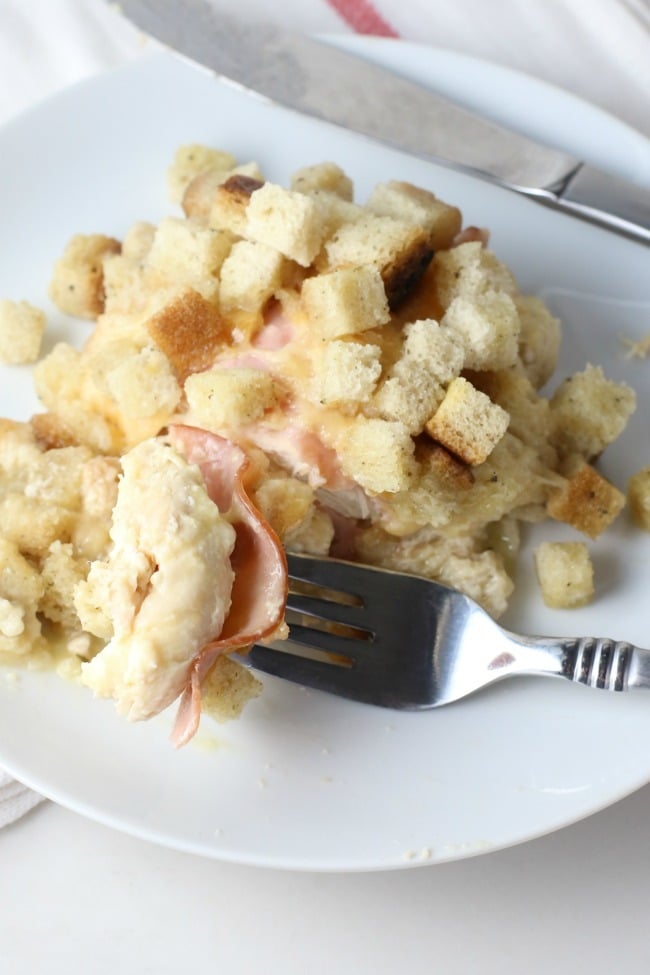 Slow Cooker Chicken Cordon Bleu - 15+ Fall Slow Cooker Recipes!