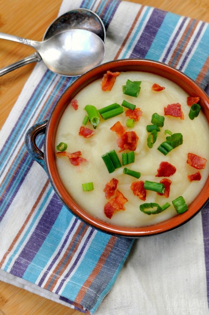 Crock Pot Paleo Baked Potato Soup - 15+ Fall Slow Cooker Recipes!