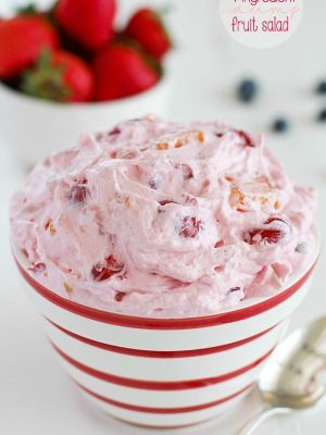 Quick & easy cherry dump salad with only FOUR ingredients - dump it all in a bowl and stir together and voila! Crazy delicious fruit salad :)