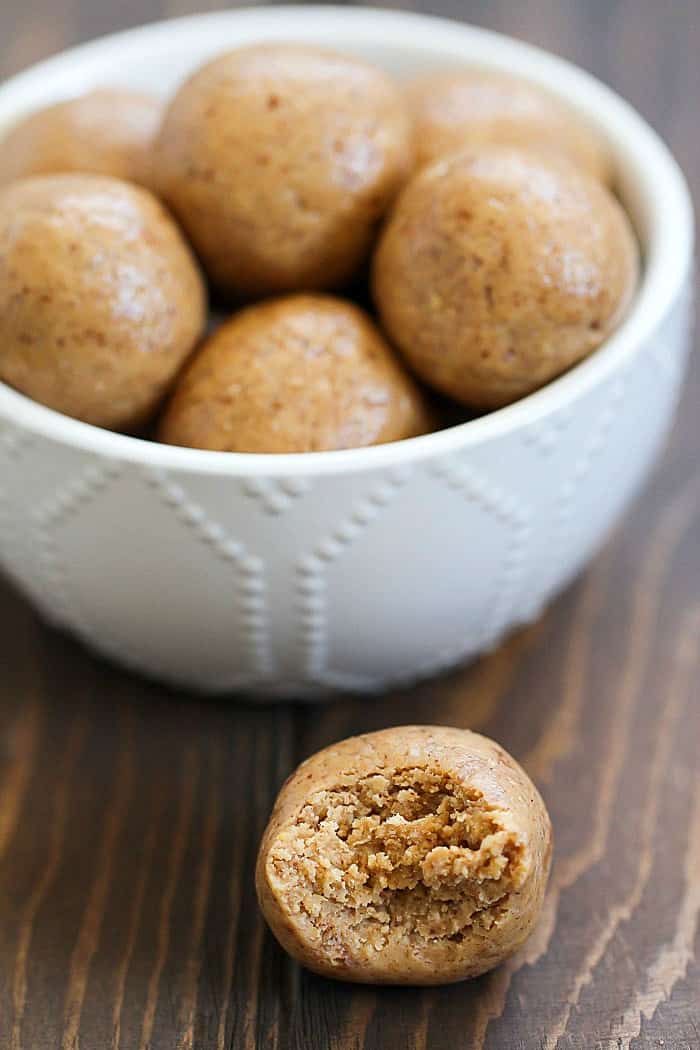 These Healthy Apple Pie Protein Bites are perfect to grab after a workout or whenever you need a protein boost!