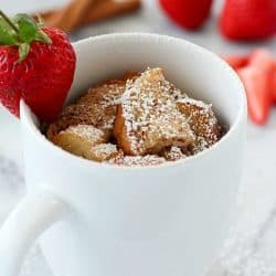 Quick & Easy Mug French Toast has all that you love about french toast but conveniently cooked right in a mug for a single serving! French Toast in a mug is such an easy breakfast for on-the-go plus it uses egg whites to save some calories. Only 170 calories and 12 grams of protein for a yummy and satisfying breakfast! AD
