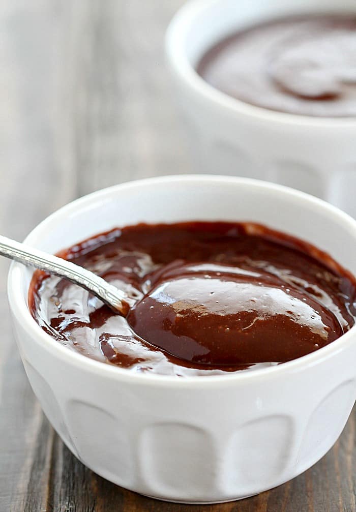 Creamy Chocolate Protein Pudding will satisfy your sweet tooth and also fill you up! It's easy to make and only uses a couple ingredients! #AD