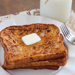 Crazy amazing Pumpkin French Toast made healthier by using egg whites and 100% whole wheat bread. #ad #daveskillerbread