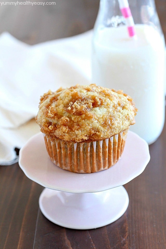 Skinny Banana Muffins with a crazy delicious crumble topping! These banana muffins are the best way to use up those brown bananas on your counter and they're healthier thanks to a few awesome ingredient swaps! AD
