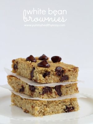White Bean Brownies - gluten free brownies made using garbanzo beans (aka chickpeas) instead of flour. Soft, easy to make, delicious and healthy! #glutenfree #flourless